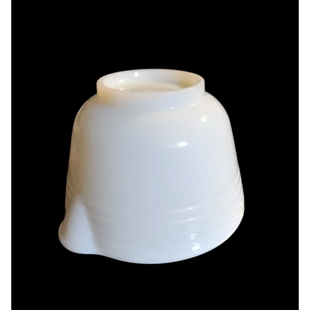 Vintage Pyrex Hamilton Beach Mixing Bowl Pour Spout #26 Ribbed White Milk Glass